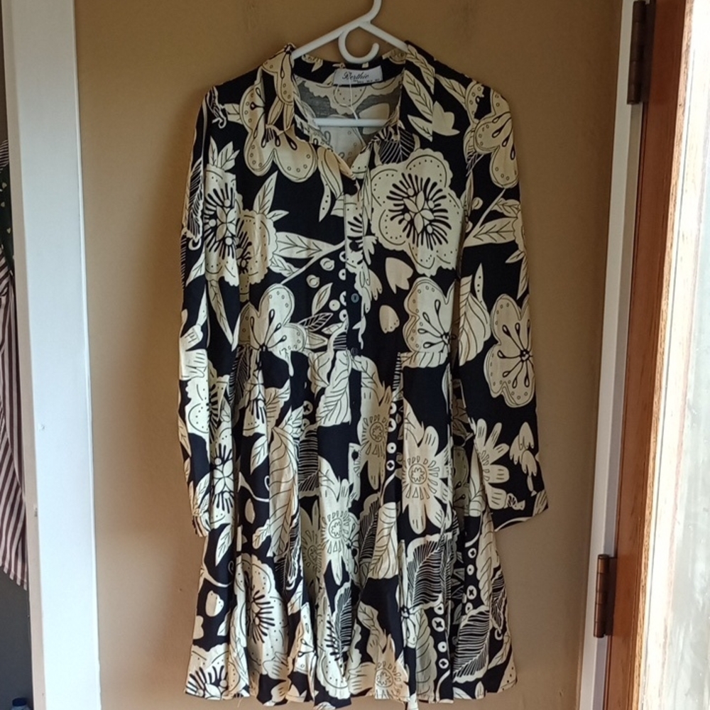 Berthie Floral Black and Cream Linen Button Front Summer Shirt Dress Size 6